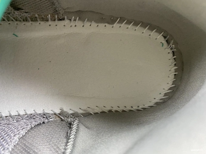 Adidas 500 Yeezy GX3067 0828